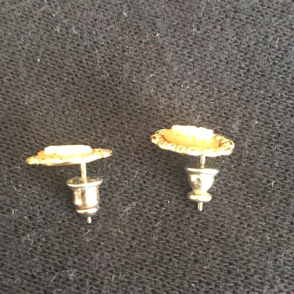 Cameo Earrings - Picture 2 of 2